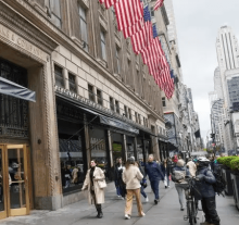 US consumers remain resilient despite Fed dovishness