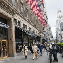 US consumers remain resilient despite Fed dovishness